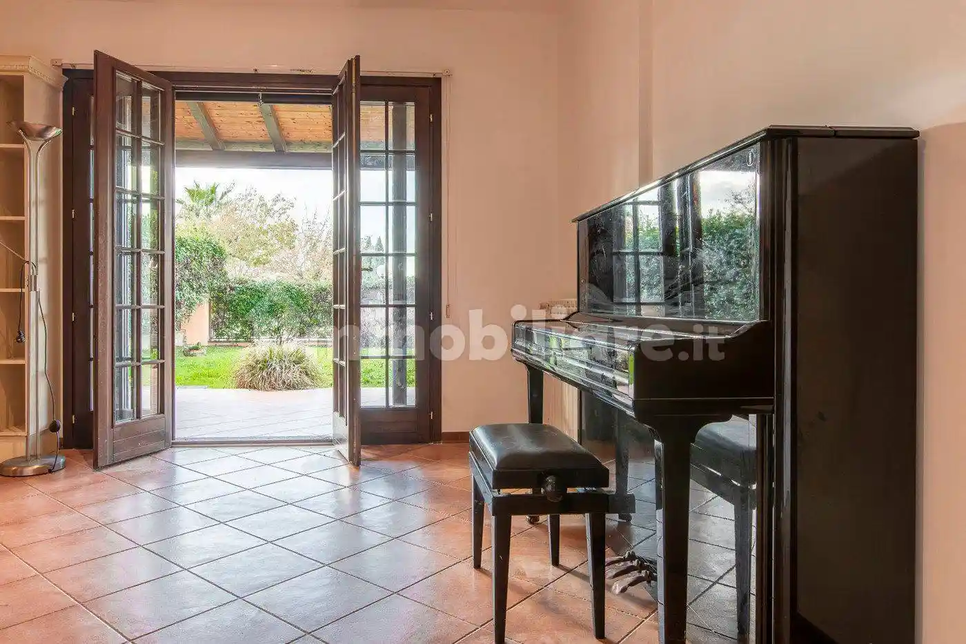 Villa plurifamiliare via Ermanno Wolf-Ferrari 169, Infernetto, Roma - foto 5