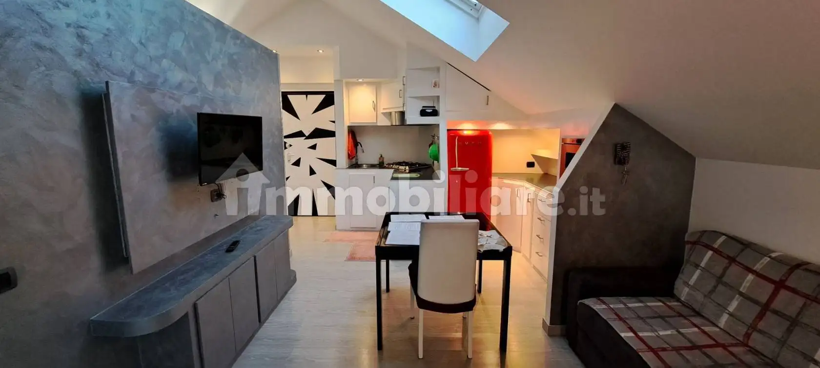 Appartamento in affitto a Desio