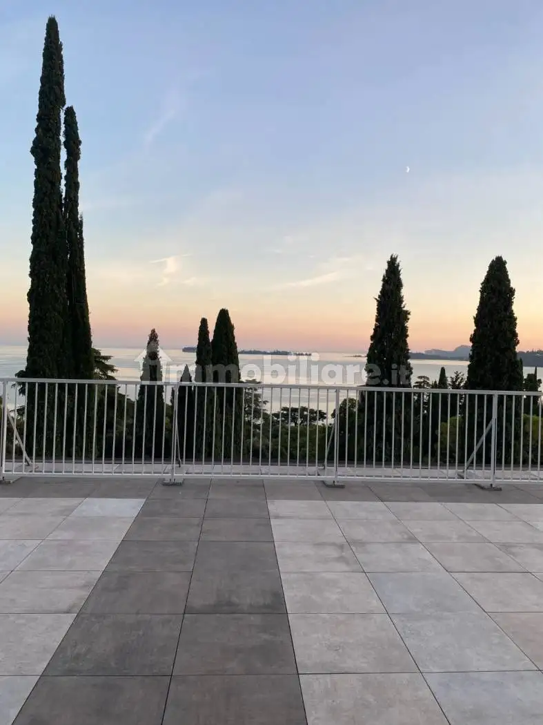 Appartamento in affitto a Gardone Riviera