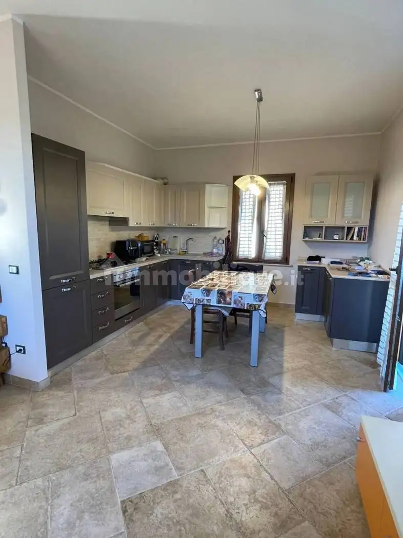 Terratetto unifamiliare 192 m², buono stato, Centro, Capannoli - foto 2