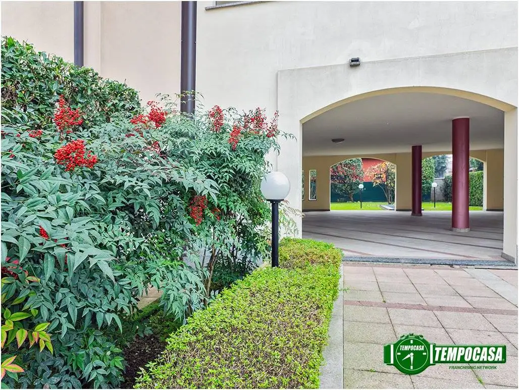 Quadrilocale via M. Mandelli 9, Carugate - foto 3