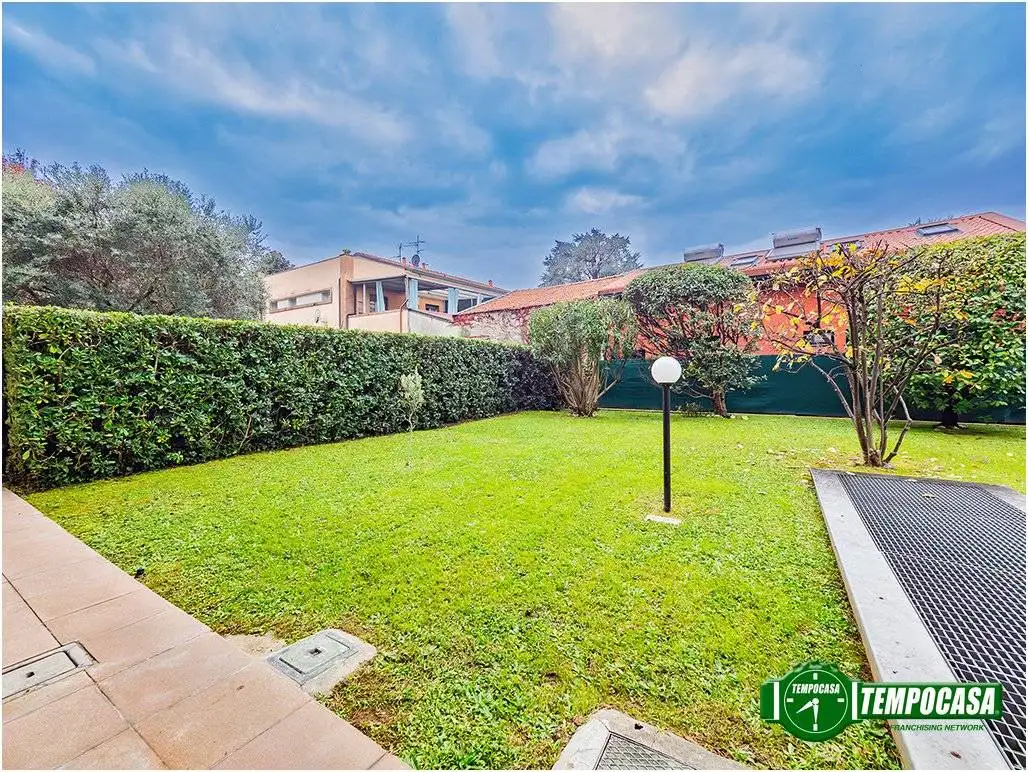 Quadrilocale via M. Mandelli 9, Carugate - foto 4