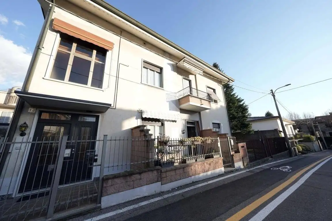 Bilocale via Cascina Carolina 14, Centro, Biassono - foto 2