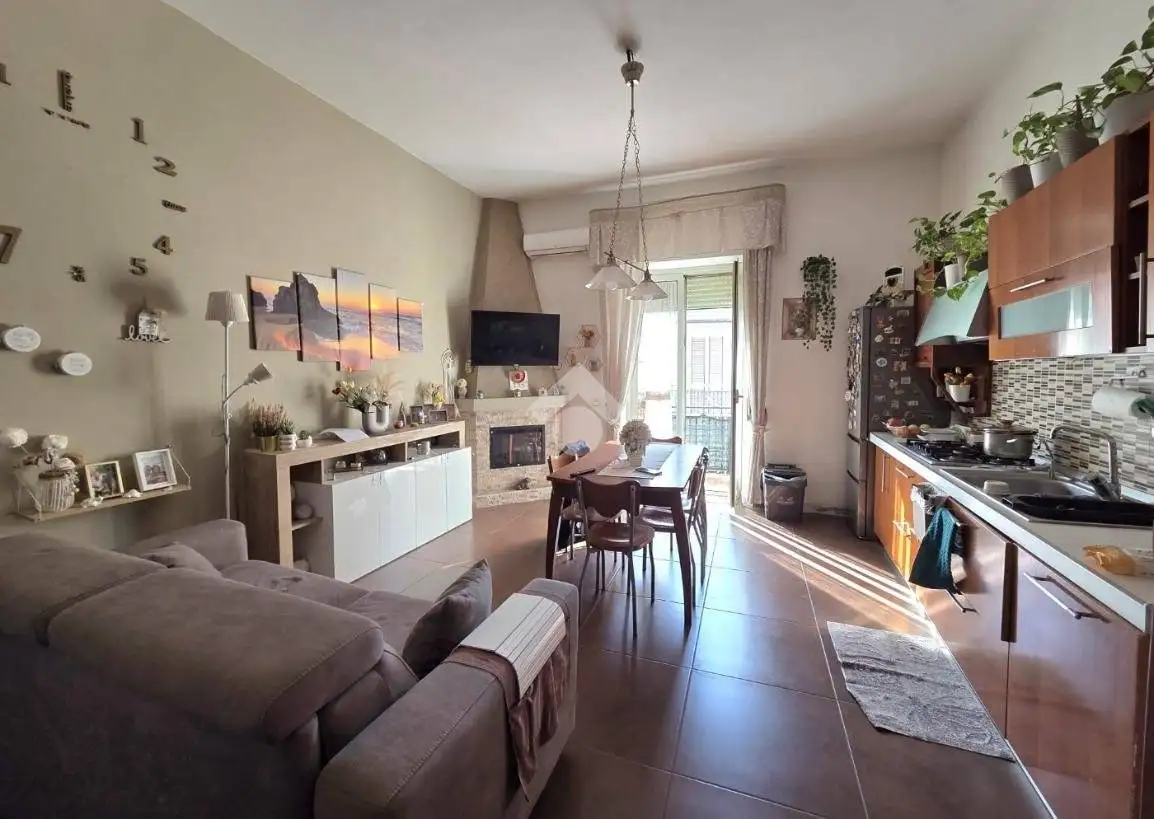 Bilocale via San Marco 38, Centro, Casalnuovo di Napoli - foto 2