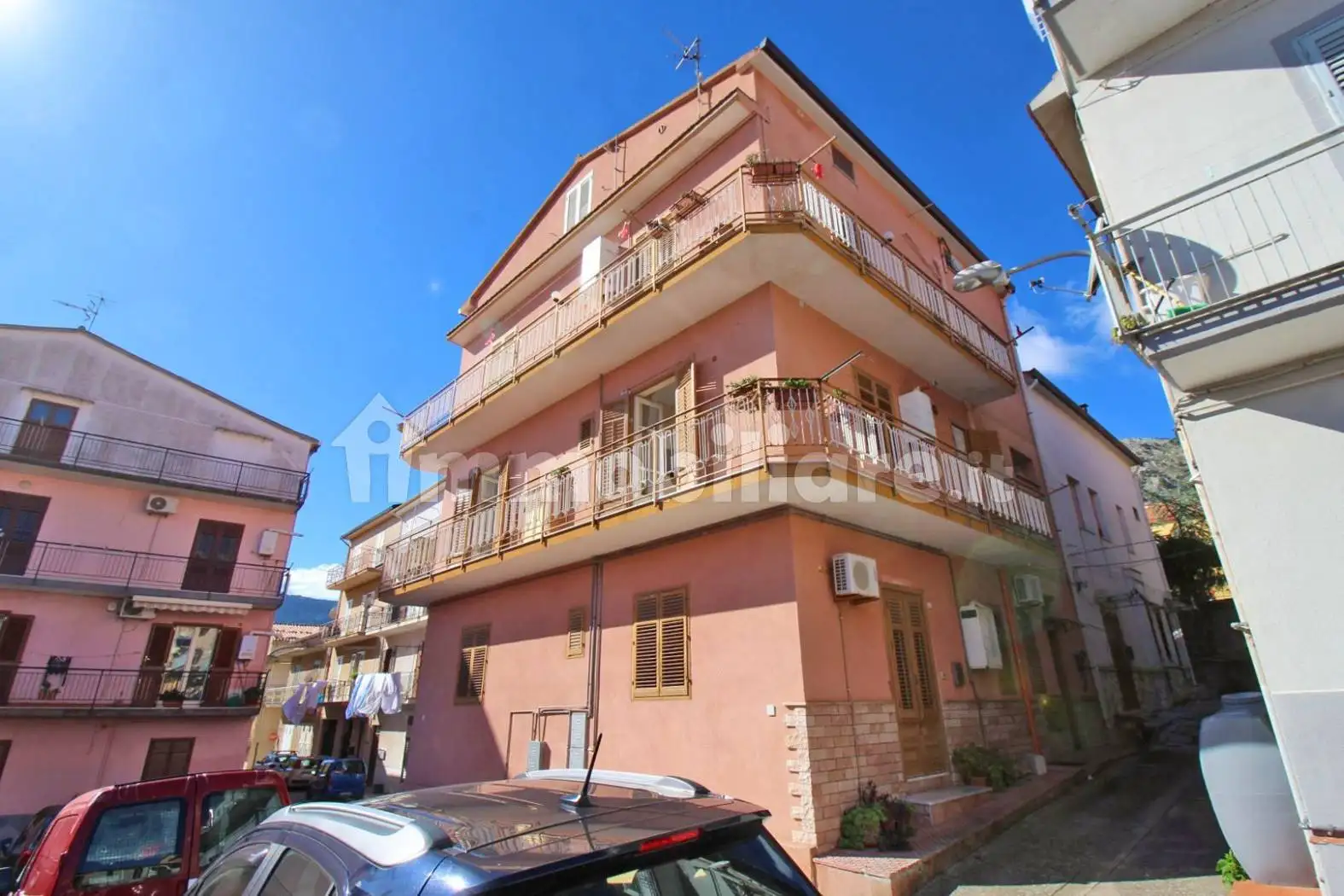 Appartamento in vendita a Piana degli Albanesi