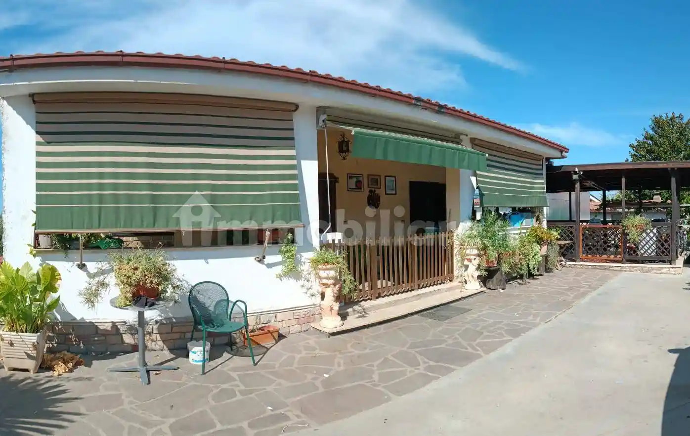 Villa in vendita a Ardea