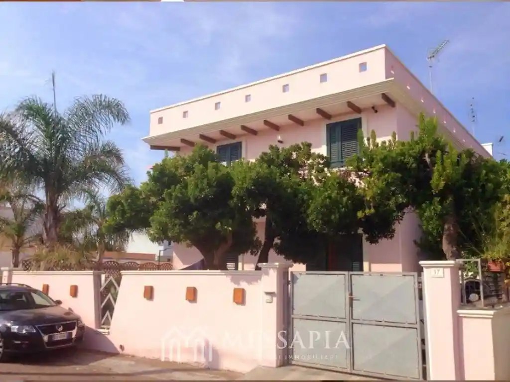 Casa indipendente in vendita a Ugento