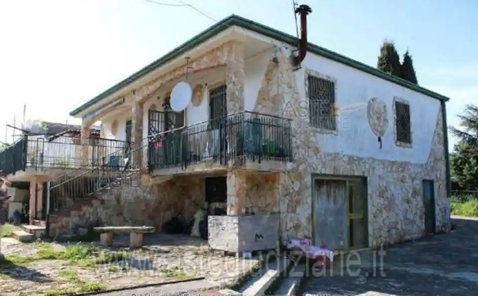 Villa in vendita a Santeramo in Colle
