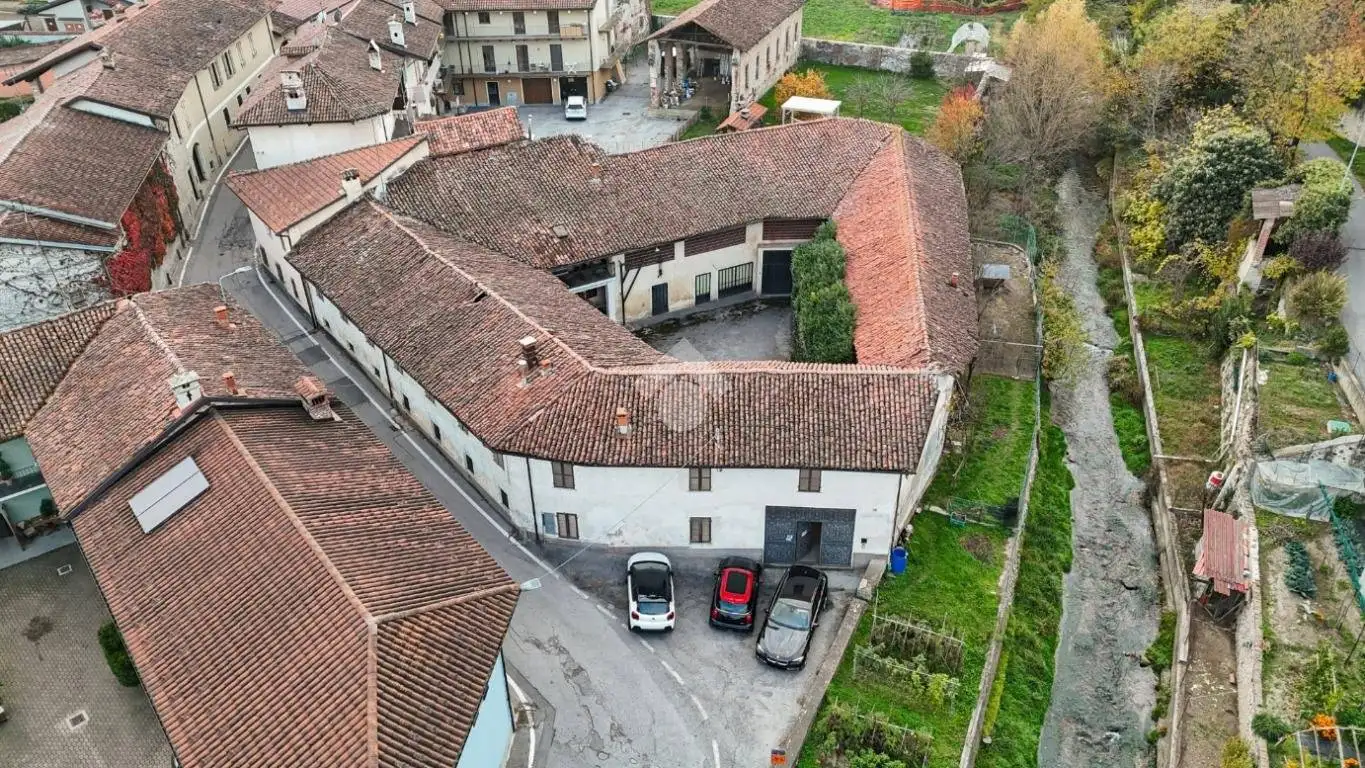 Casa indipendente in vendita a Busca