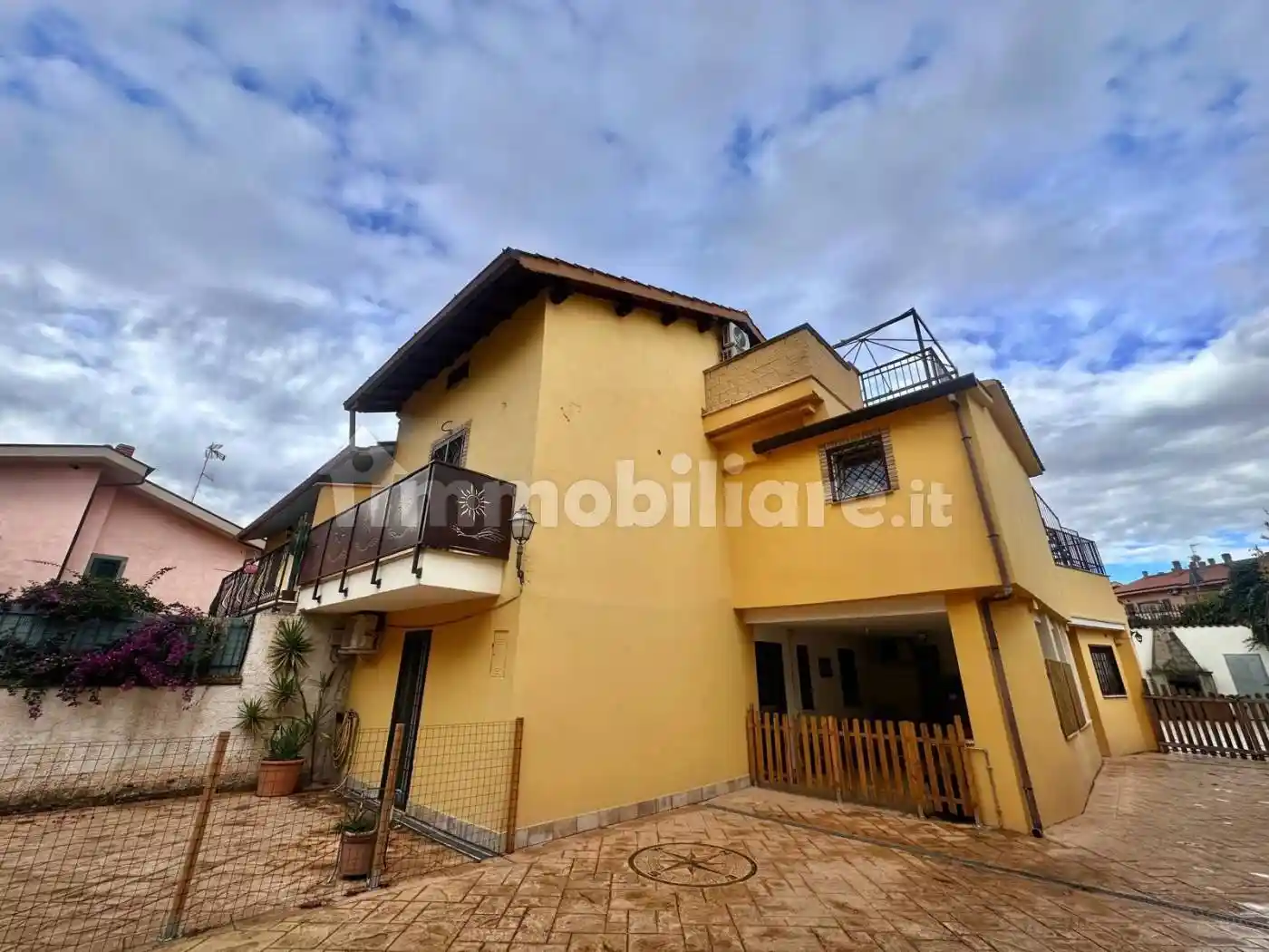 Appartamento in vendita a Grottaferrata