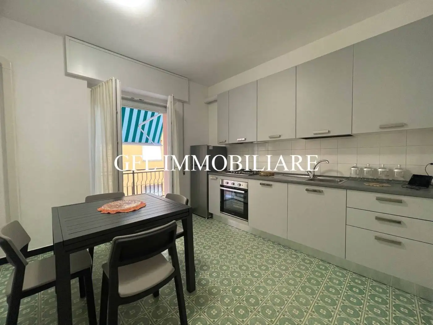 Appartamento in affitto a Recco