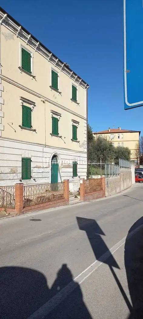 Palazzo - Edificio in vendita a Ostra Vetere