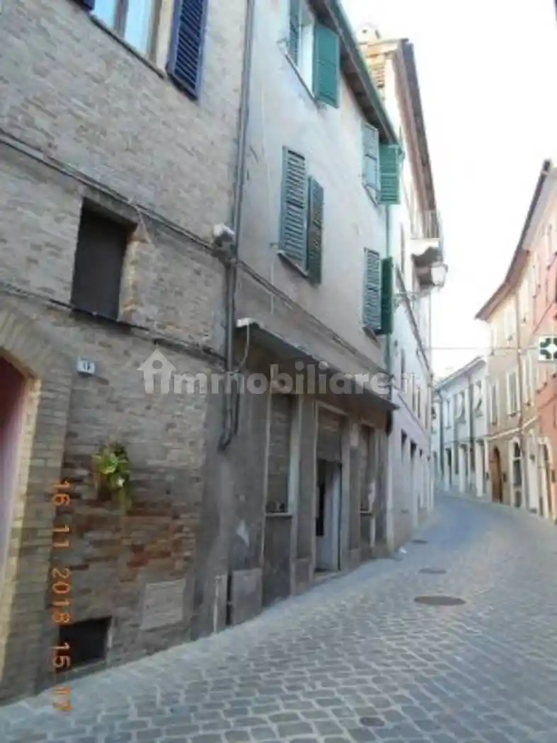 Appartamento in vendita a Ostra Vetere