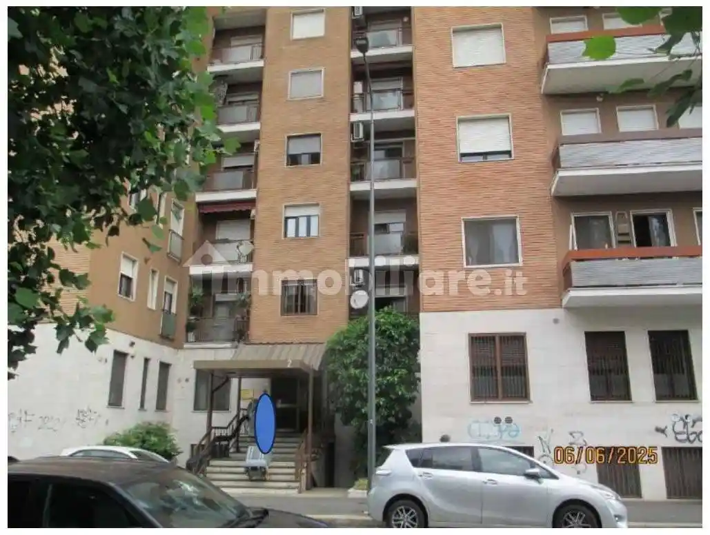 Appartamento all'asta via Fiuggi 2, Milano - foto 2