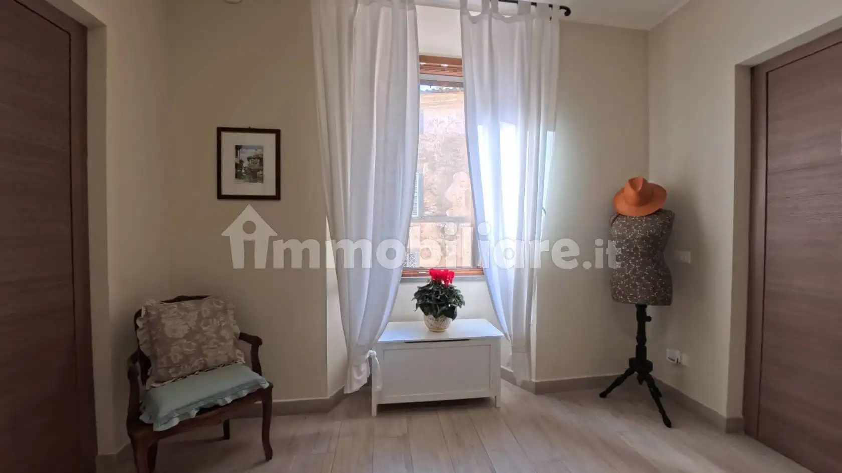 Terratetto unifamiliare piazza Sant'Agostino, Centro, Bagnoregio - foto 2