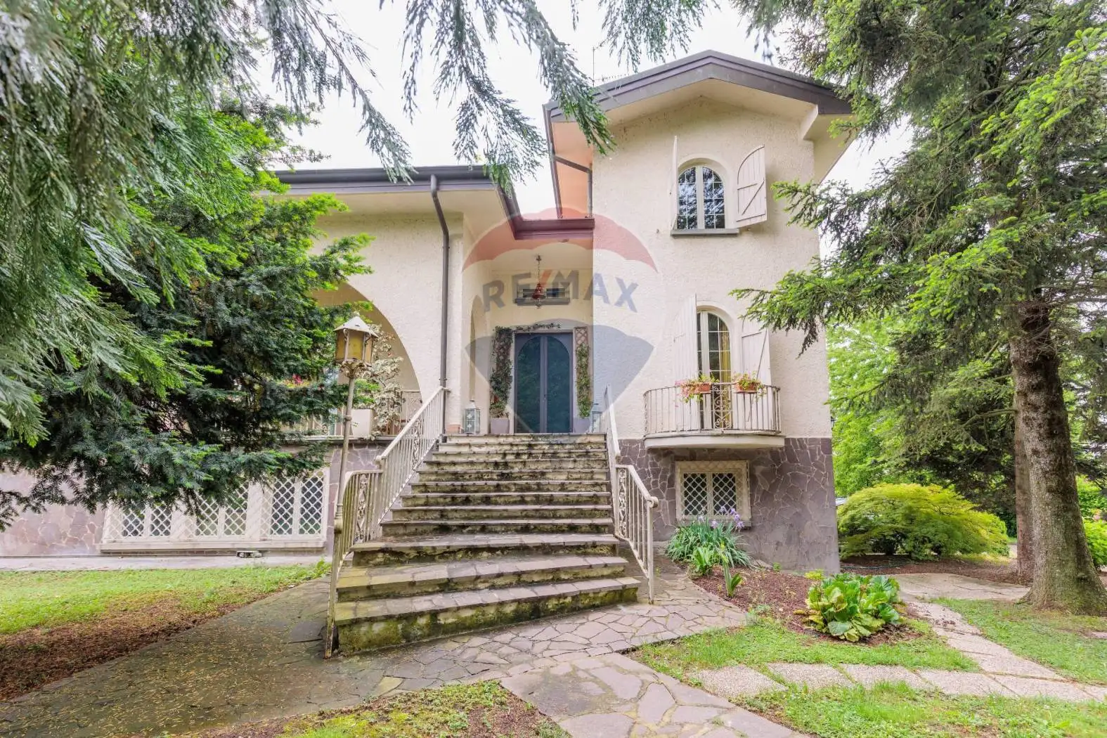 Villa in vendita a Montechiarugolo
