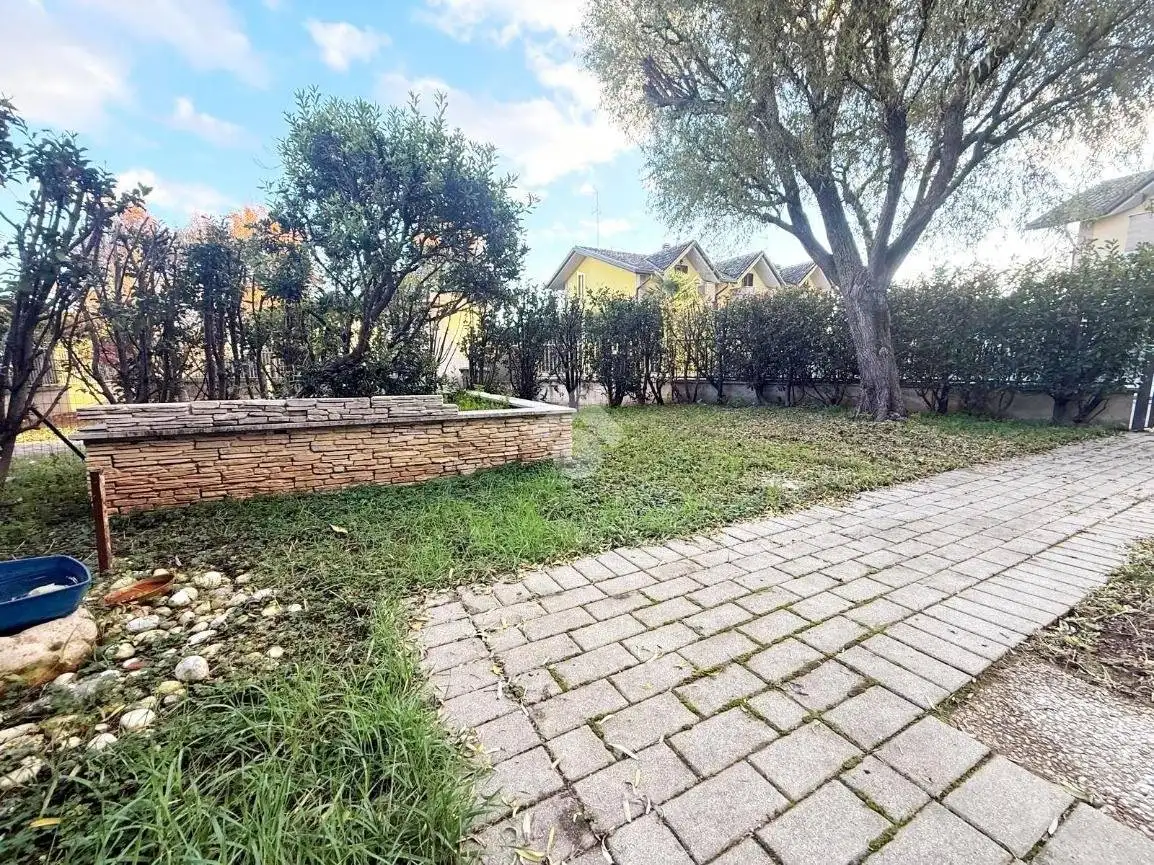 Villa a schiera via Pirandello 86, Cislago - foto 3