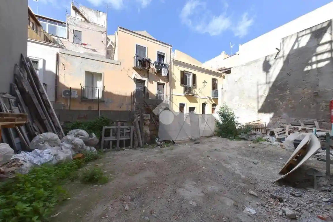 Trilocale via Santa Restituta 31, Ospedale, Cagliari - foto 2