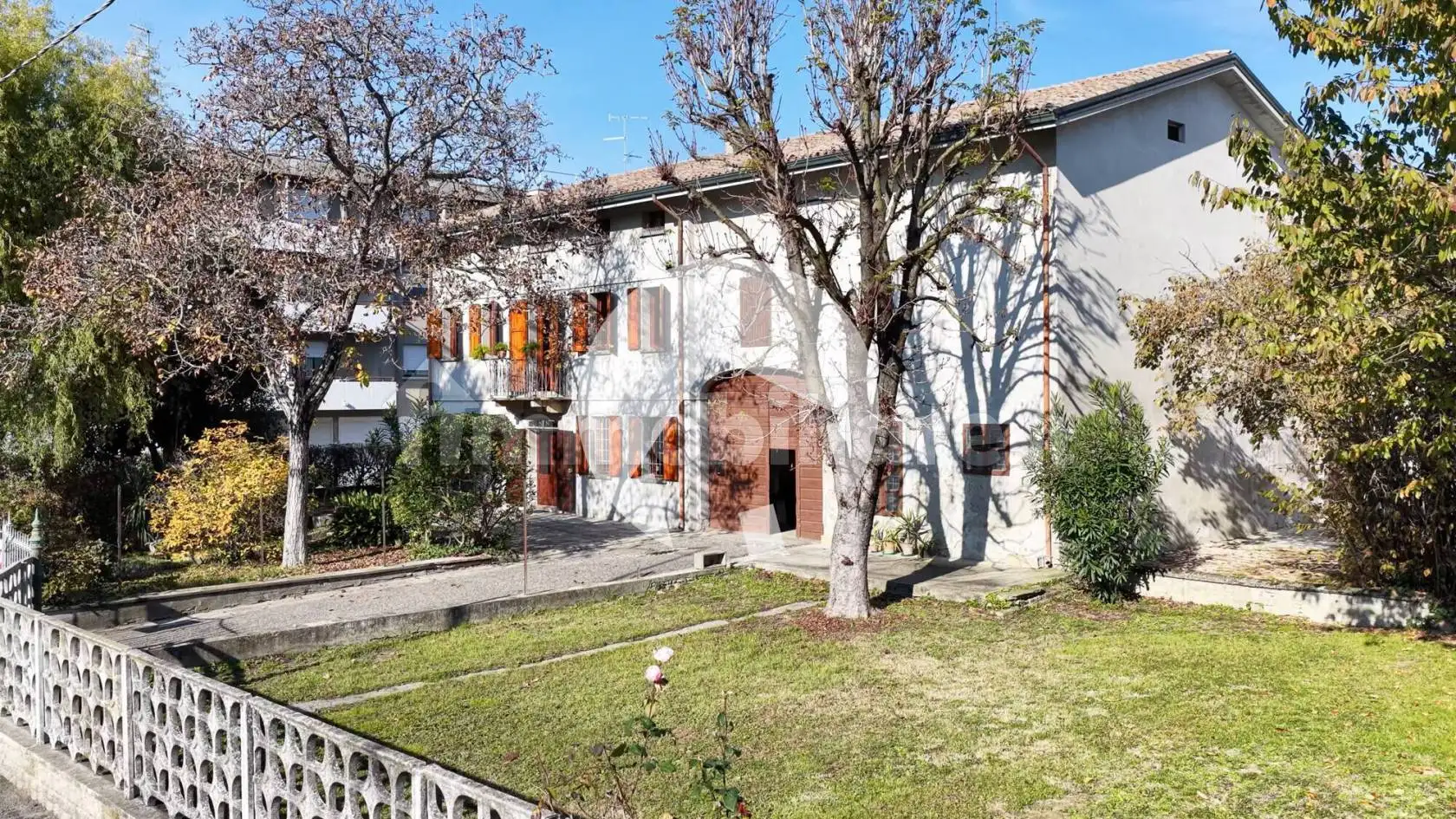 Villa in vendita a Castelnovo di Sotto