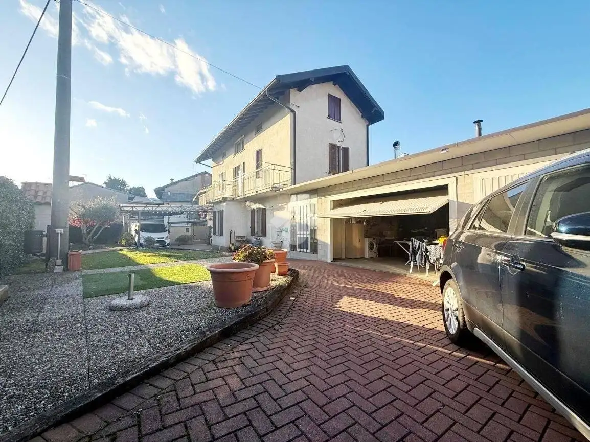 Villa in vendita a Gerenzano