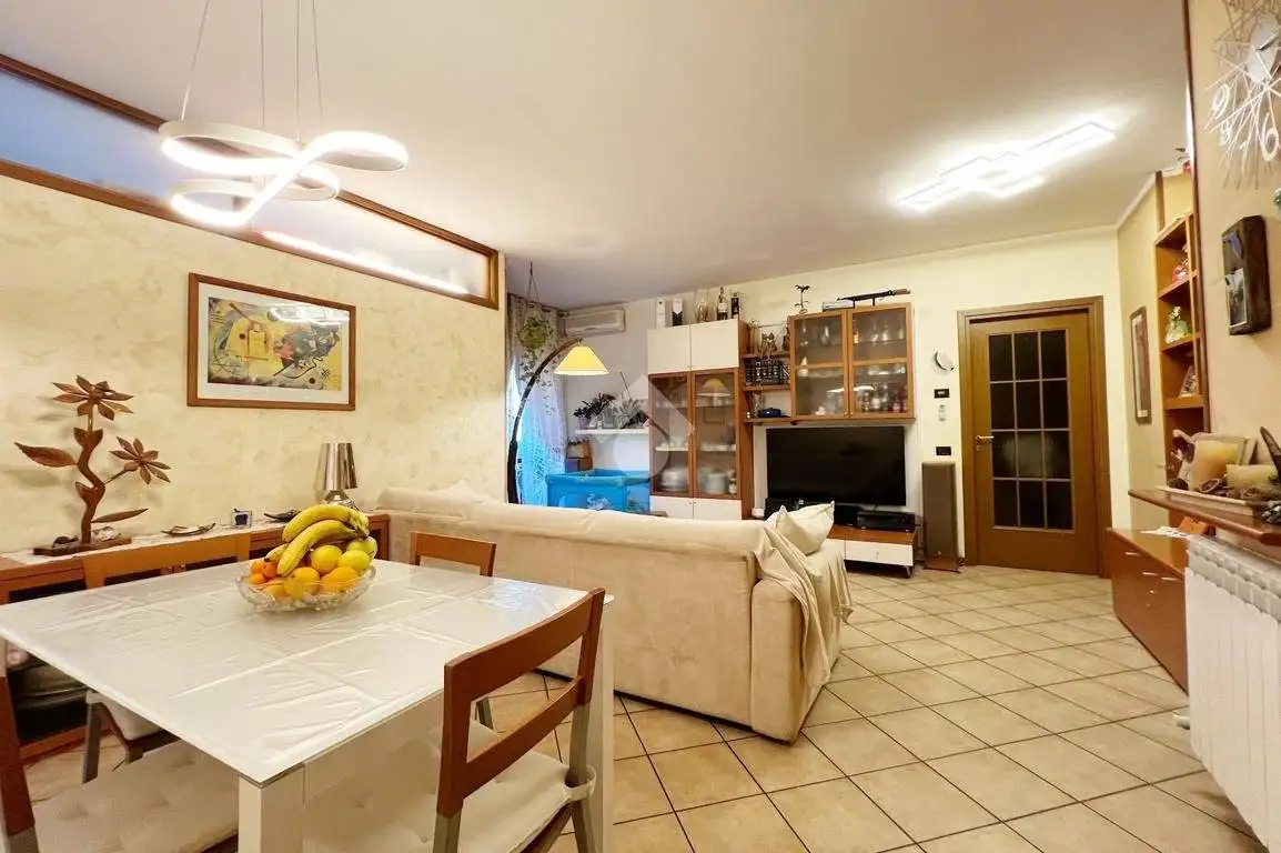 Appartamento in vendita a Prato