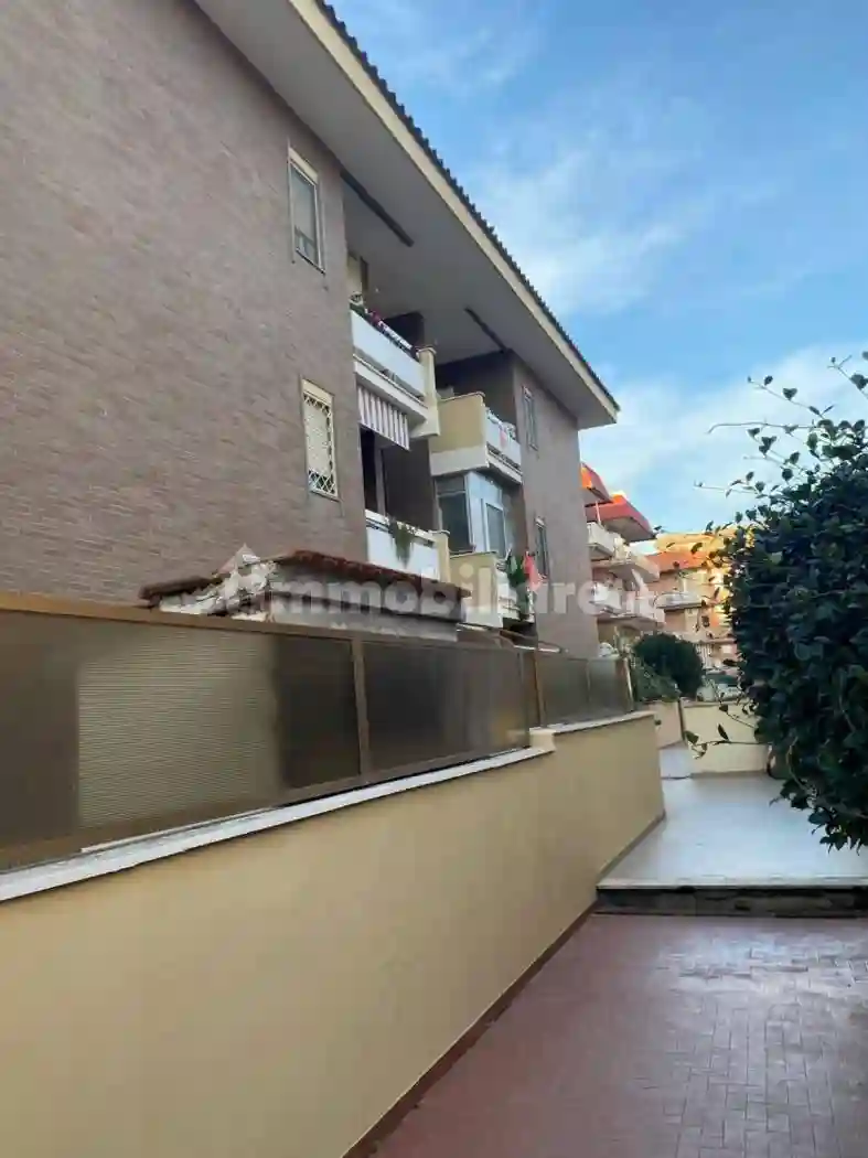 Palazzo - Edificio - foto 2