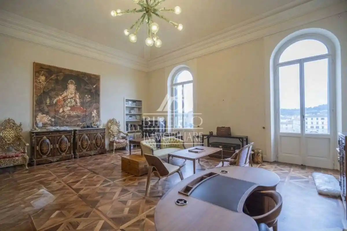 Appartamento in vendita a Firenze