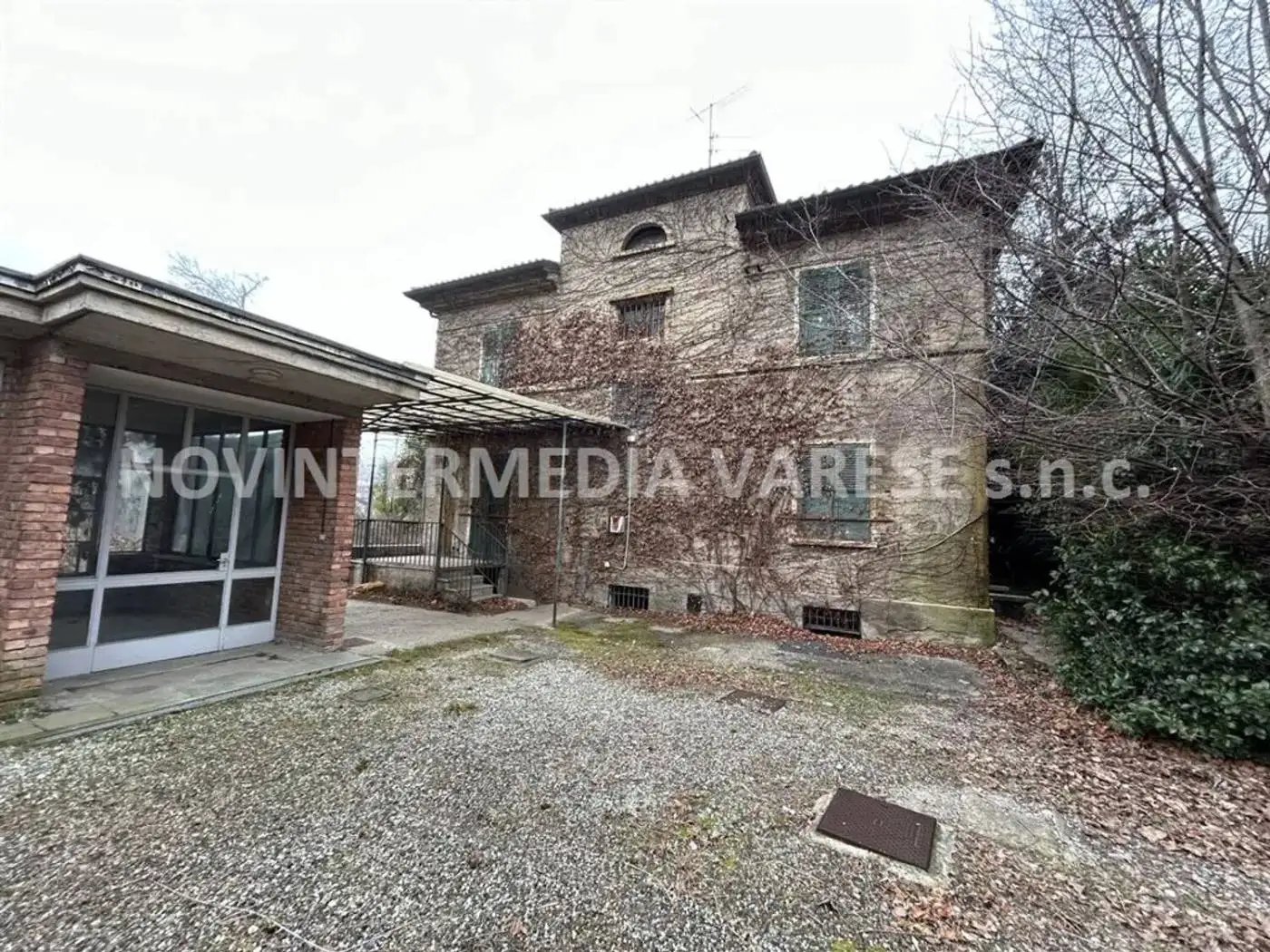 Villa in vendita a Varese