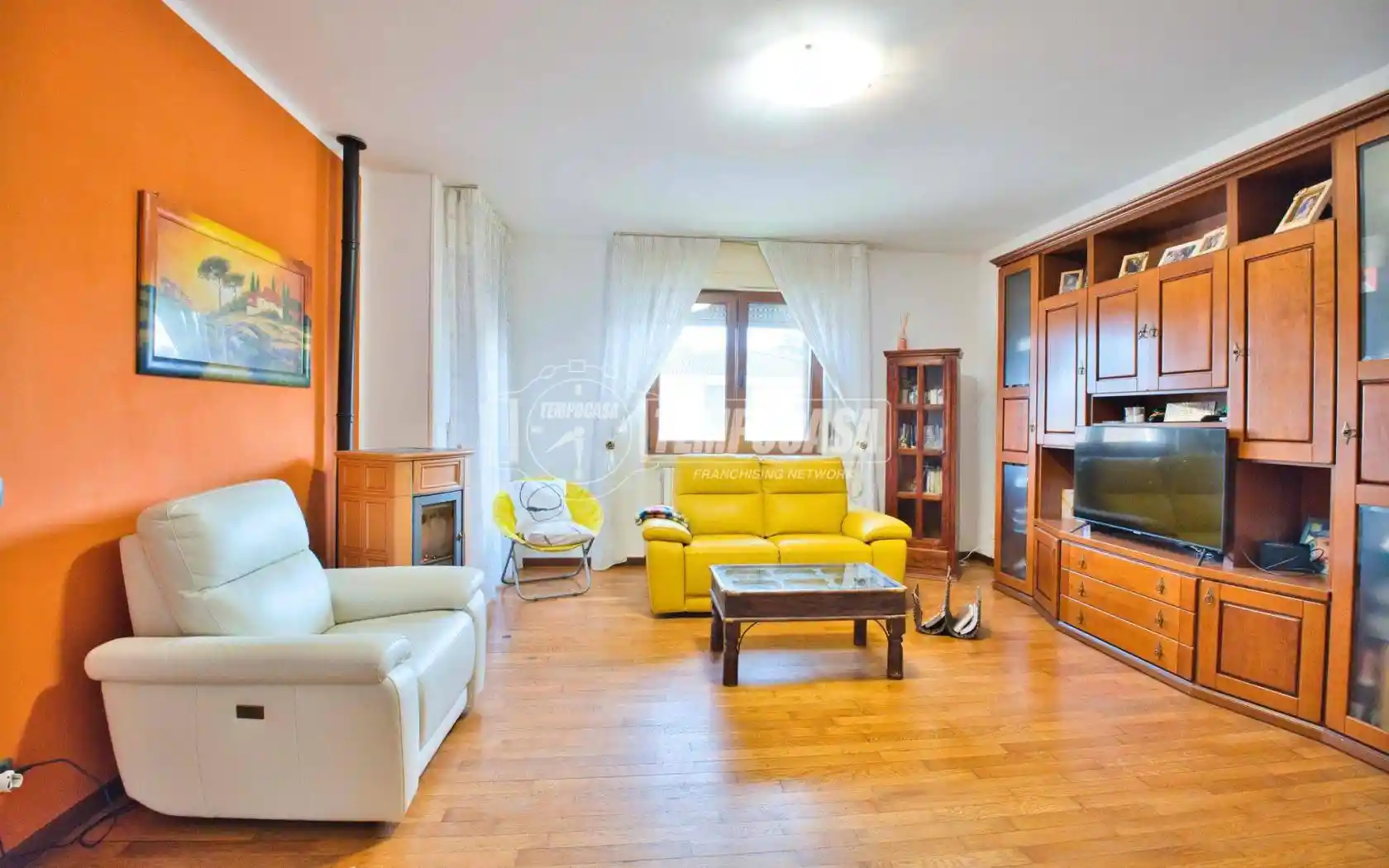 Trilocale via Francesco Petrarca, Cameri - foto 2