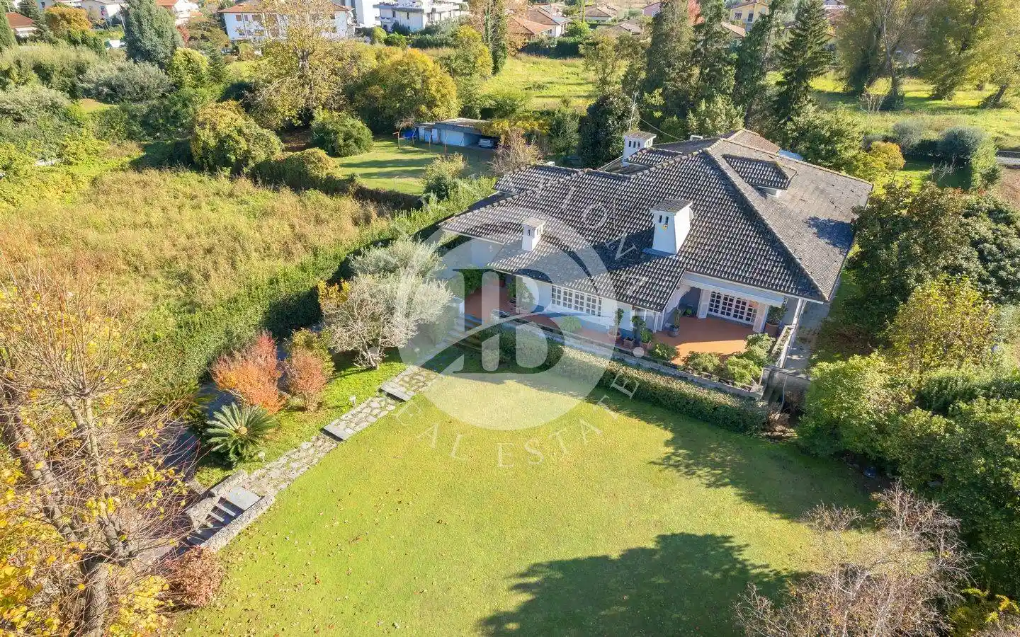 Villa in vendita a Pietrasanta