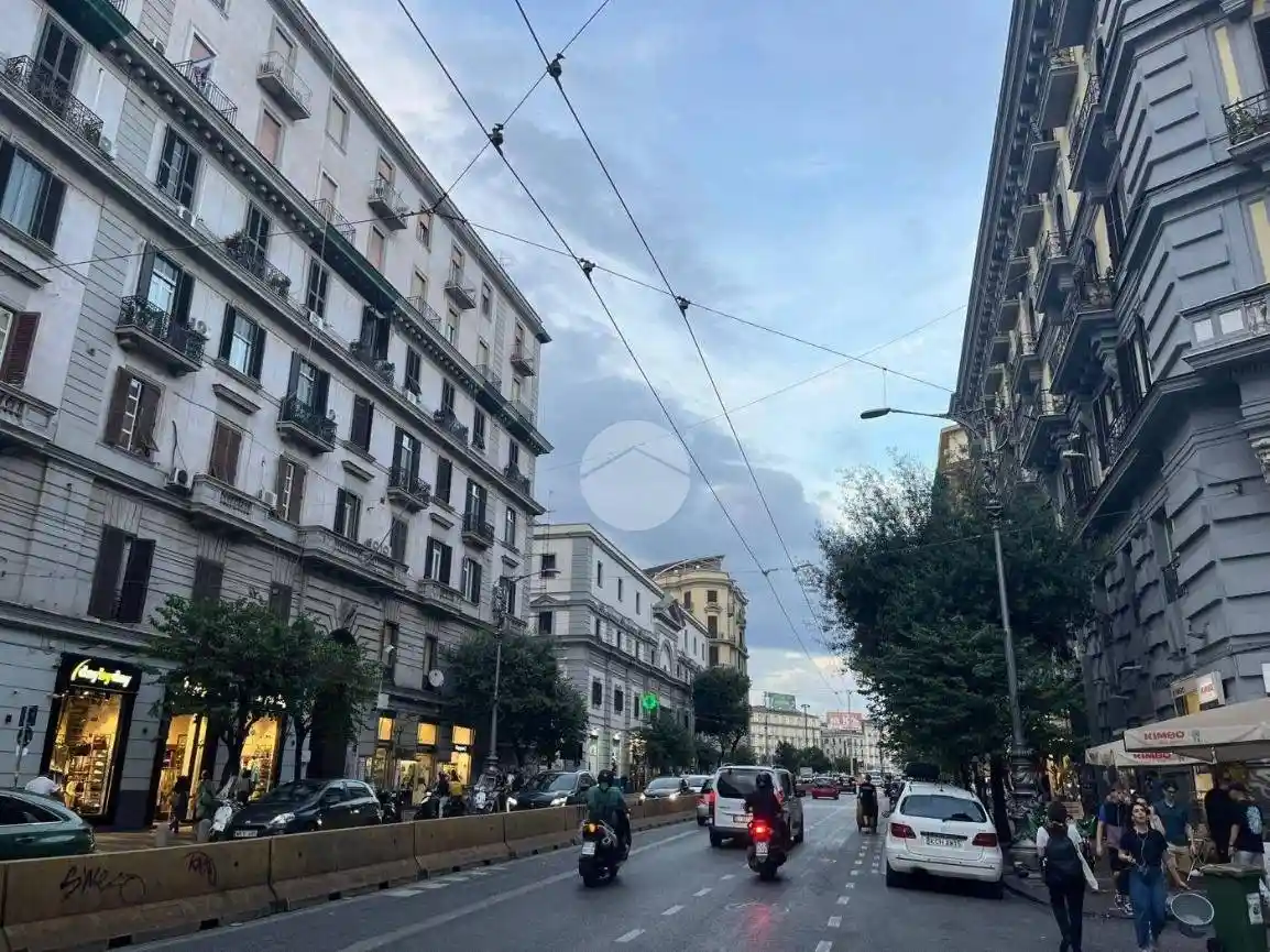 Quadrilocale via Raffaele Conforti 10, Mercato, Napoli - foto 3