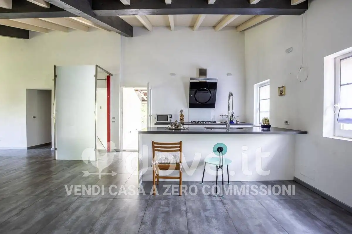 Villa in vendita a Rancio Valcuvia