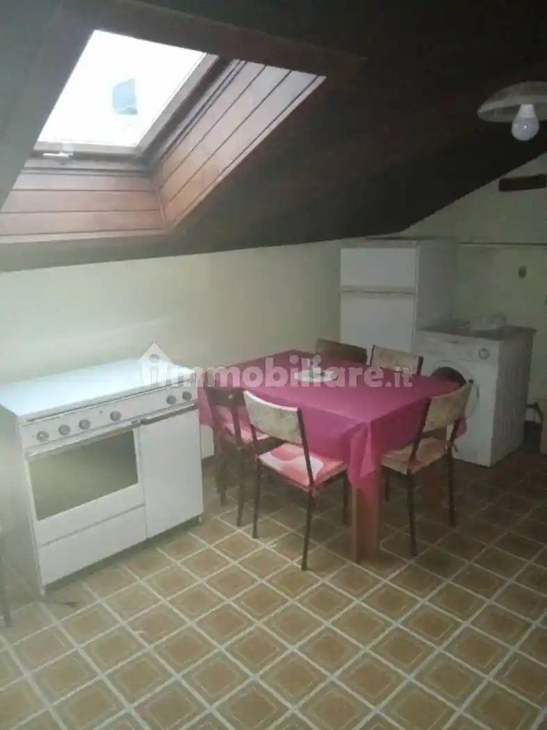 Mansarda via Cappuccini 3, Centro, Cuorgnè - foto 3