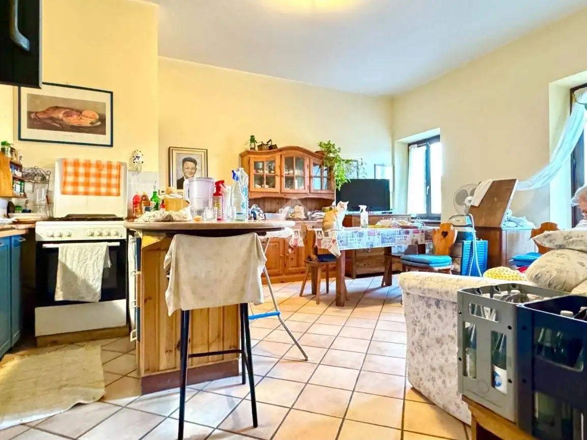 Trilocale via pozzo dell'amore 24, Centro, Affi - foto 3