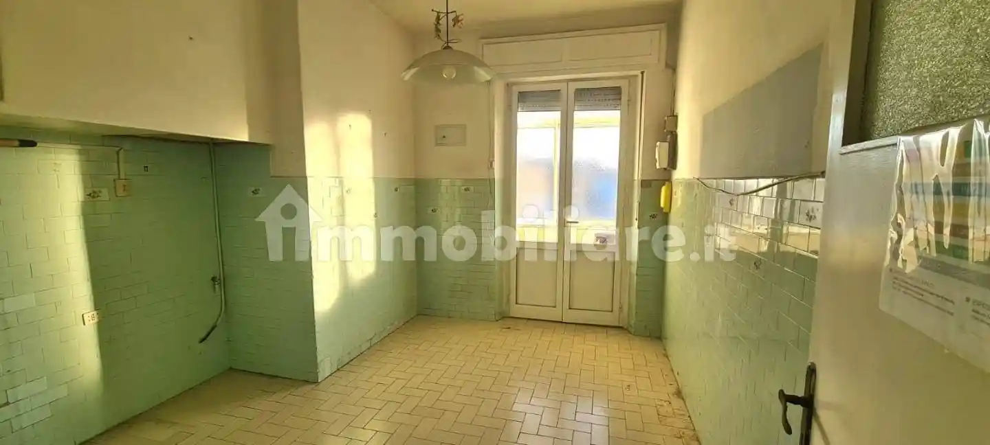 Quadrilocale via Antonio Gramsci 118, Ospedale - Stazione, Livorno - foto 4