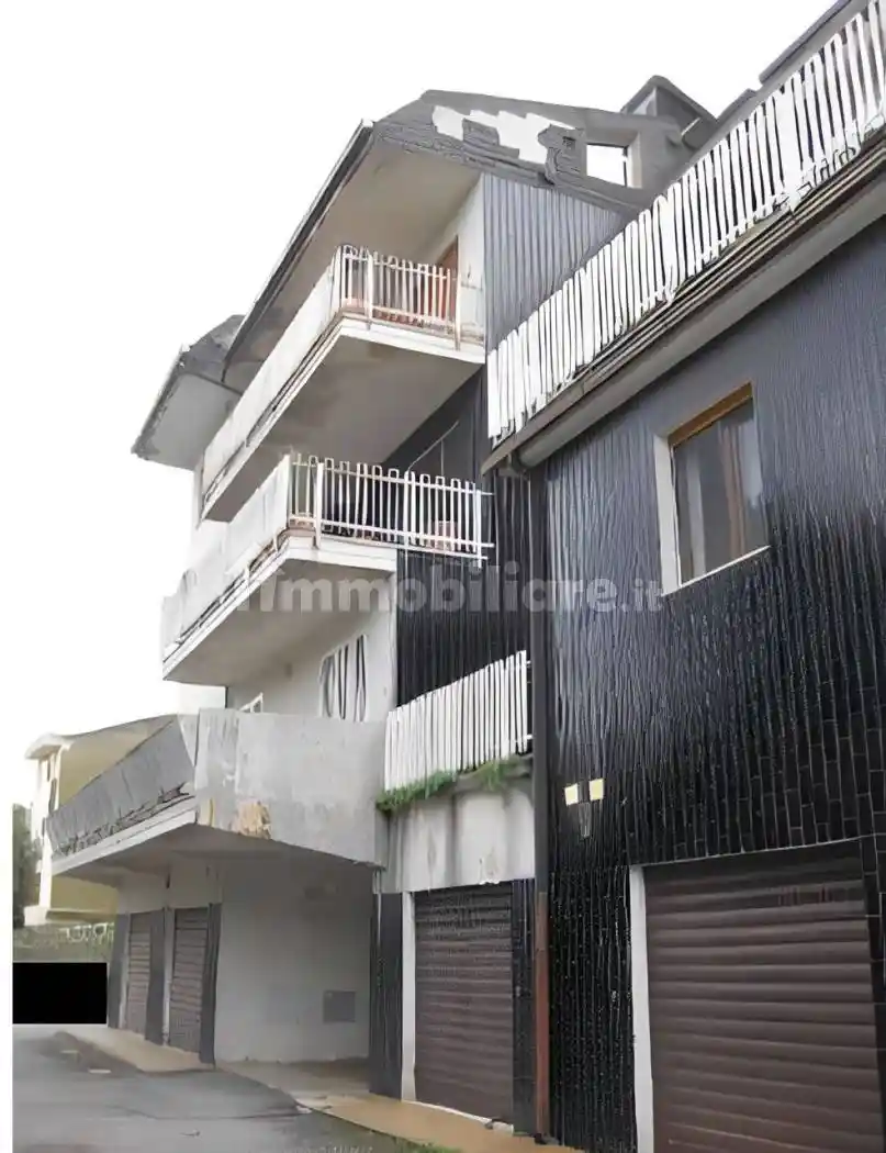 Appartamento all'asta via G. Amendola, 23, Castrolibero - foto 2