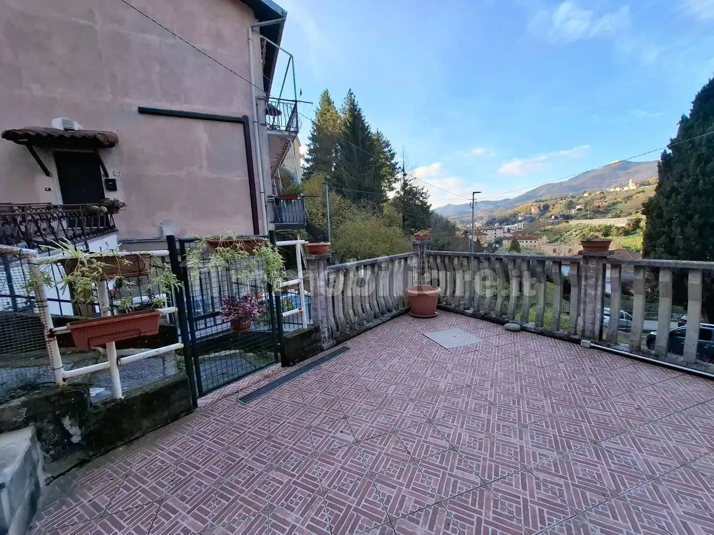 Appartamento in vendita a Serra Riccò