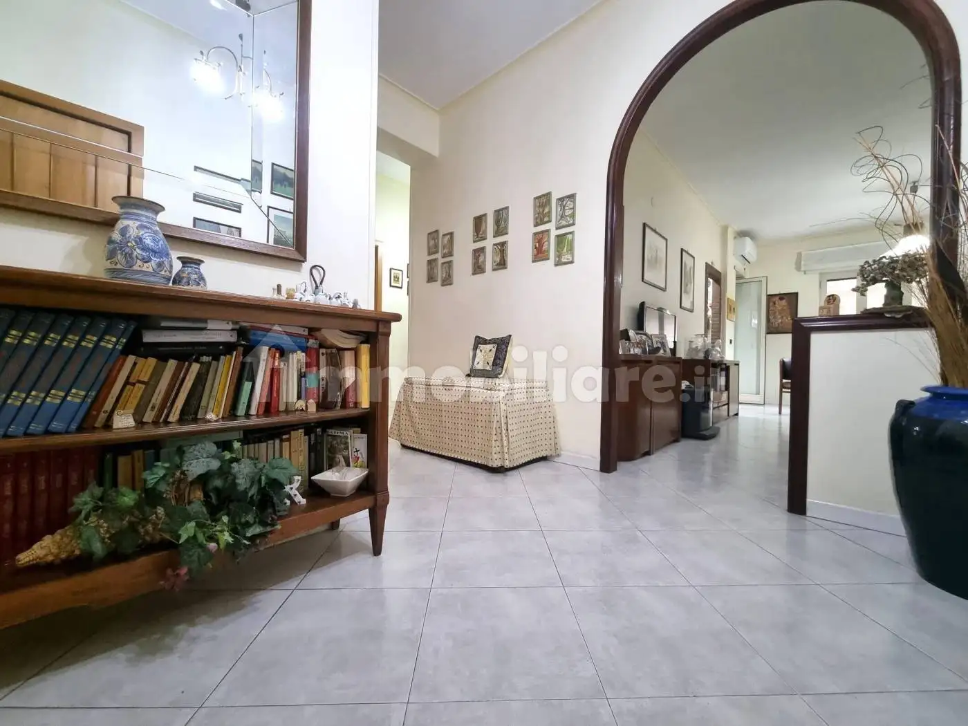 Appartamento in vendita a Napoli