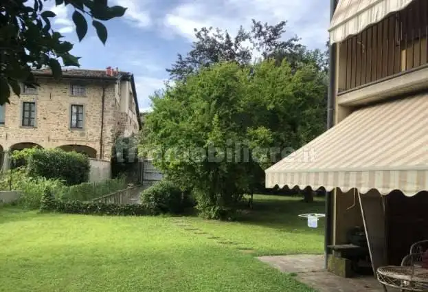 Villetta a schiera all'asta via Cesare Battisti, Ambivere - foto 5