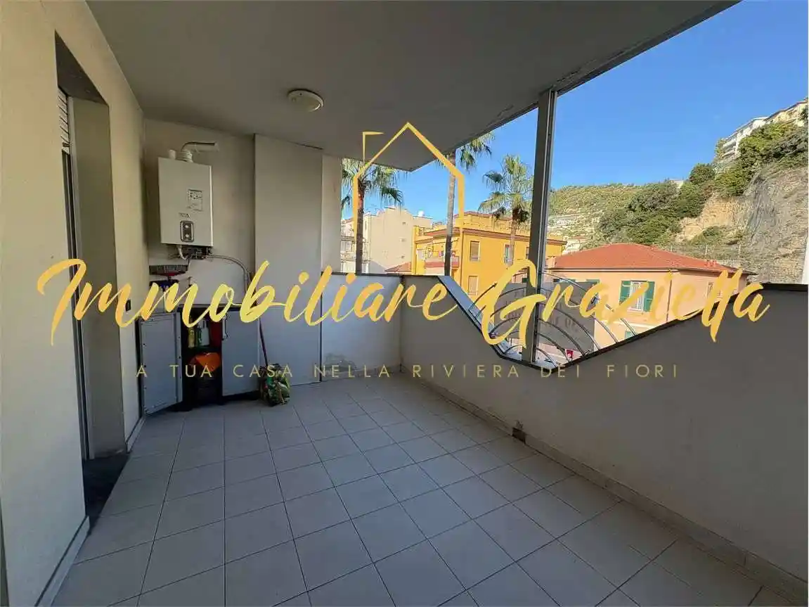 Bilocale buono stato, terzo piano, Centro Città, Ventimiglia - foto 3