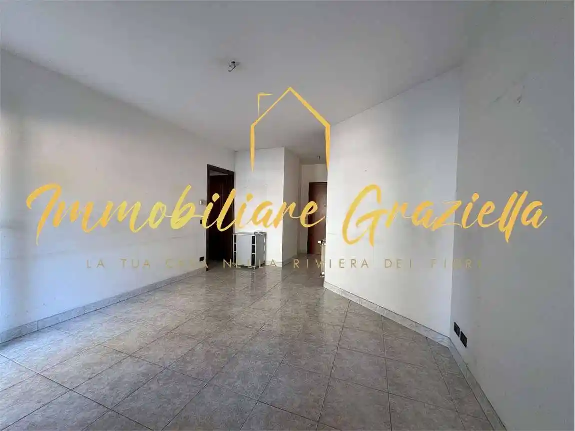 Bilocale buono stato, terzo piano, Centro Città, Ventimiglia - foto 4