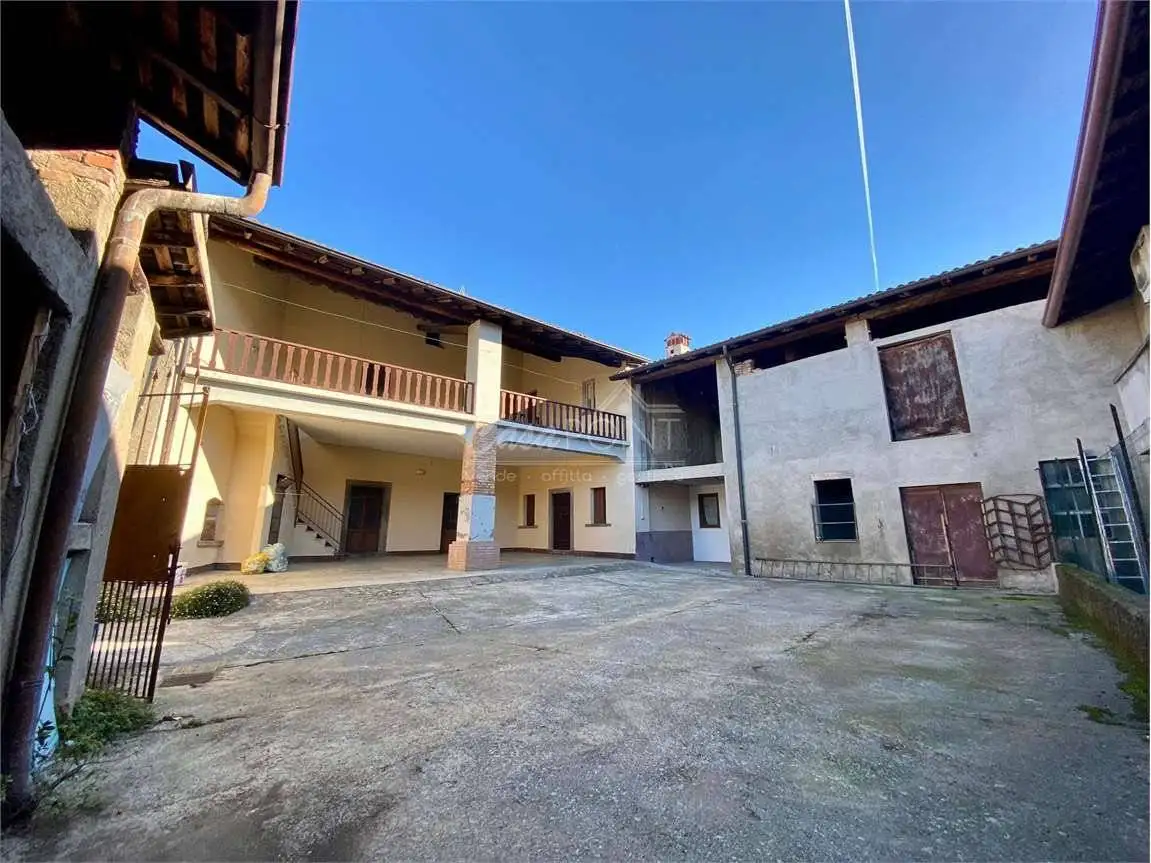 Rustico - Casale in vendita a Erbusco