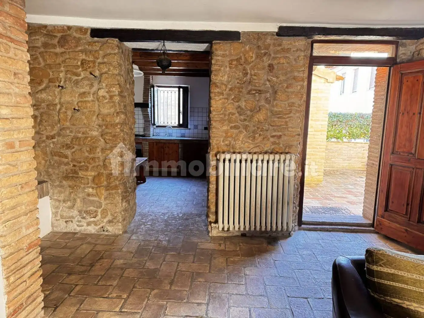 Casa colonica Mattatoio, Centro, Camerano - foto 4