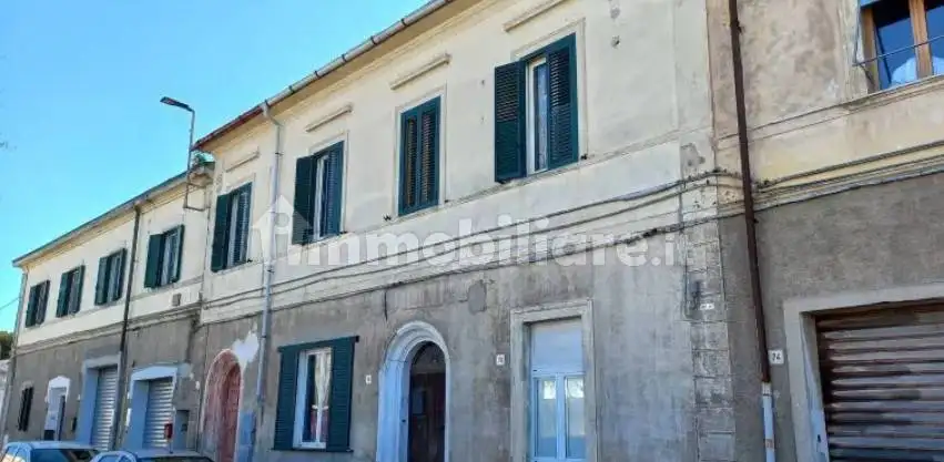 Appartamento in vendita a Livorno