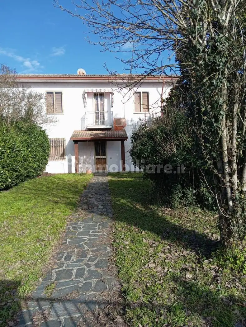 Casa indipendente in vendita a Guardamiglio