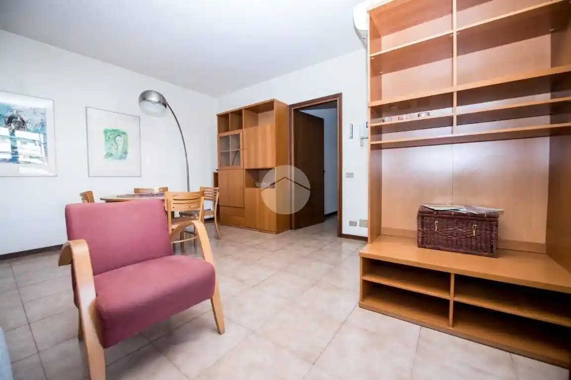 Trilocale via Cassano D'Adda 14, Corvetto, Milano - foto 2