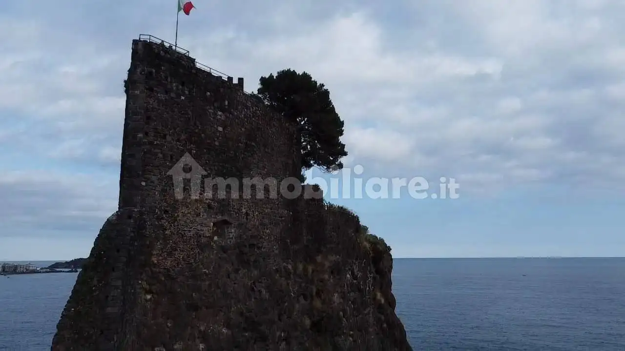 Quadrilocale via Teocrito 1, Centro, Aci Castello - foto 2