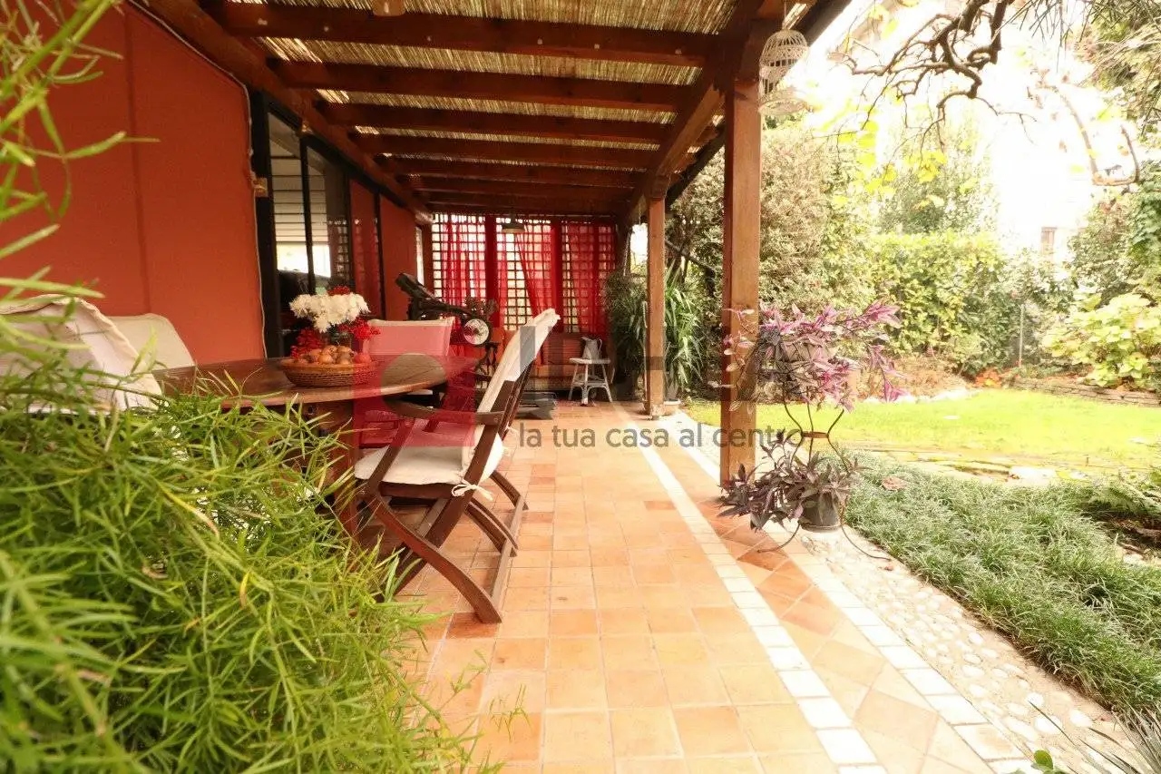 Villa plurifamiliare via Bachelet, Centro, Casier - foto 5