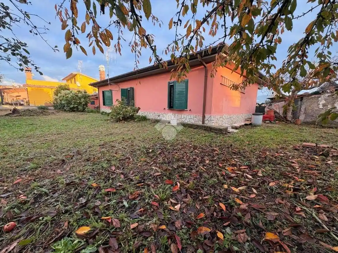 Casa indipendente in vendita a Lariano