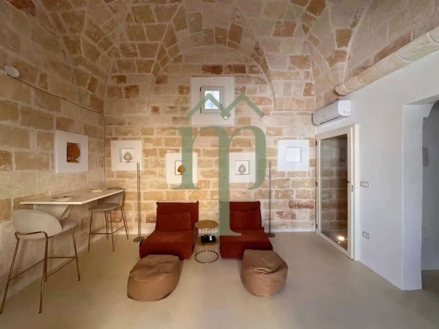 Palazzo - Edificio in vendita a Carovigno